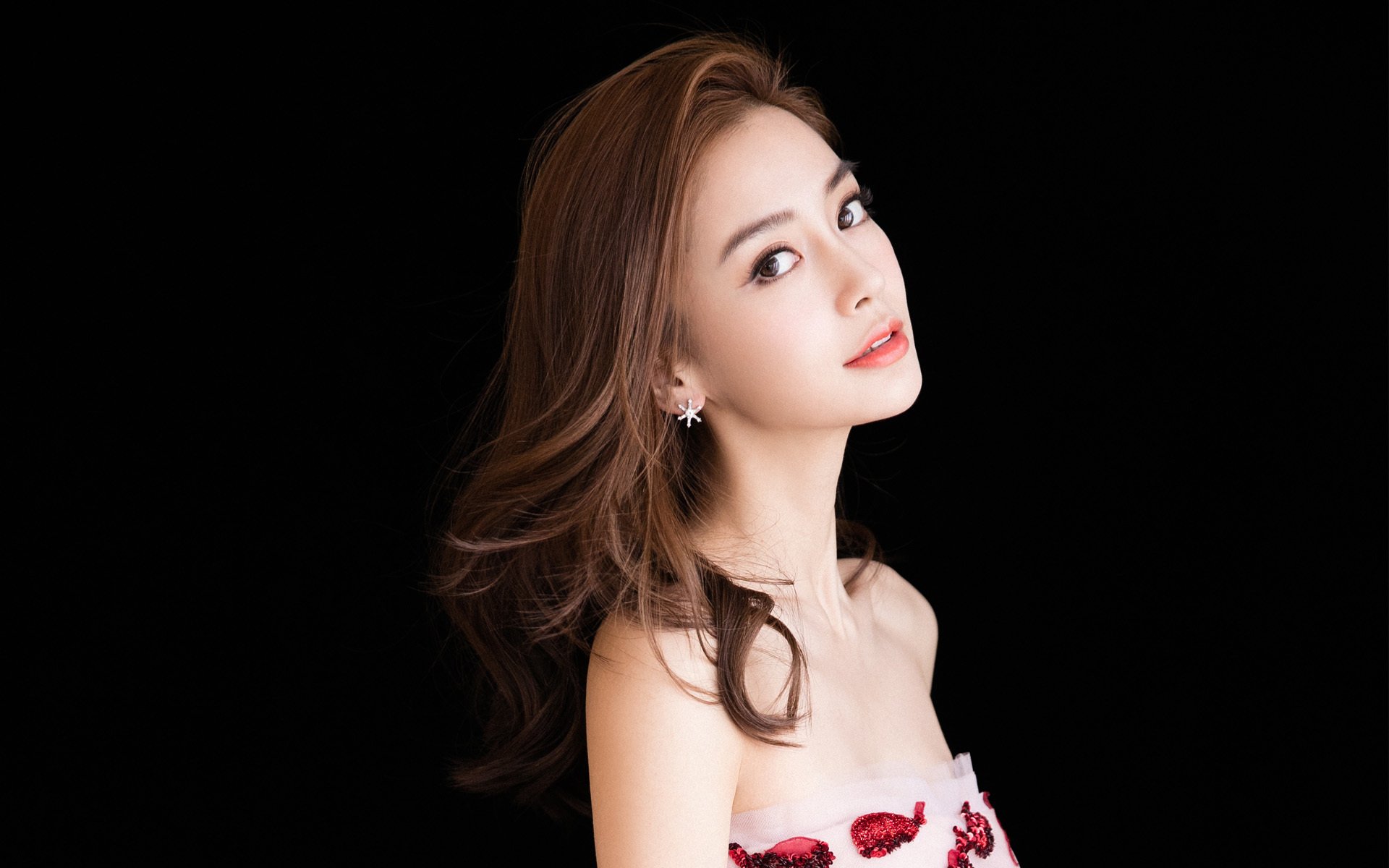 俱乐部财务揭秘：豪门背后的人性和阴谋，俱乐部财务管理