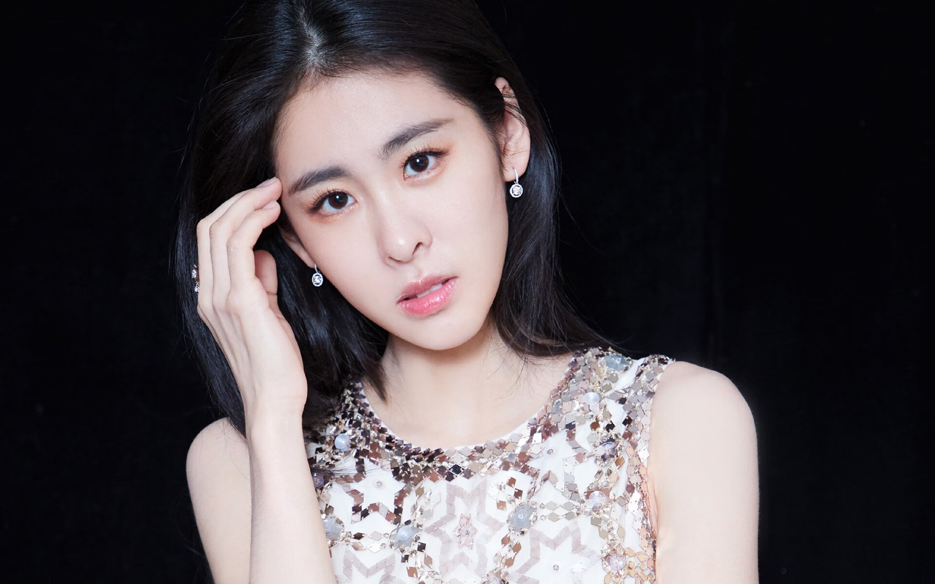 华体会在线下载-南非女将团体协作展现整体实力，南非女预警