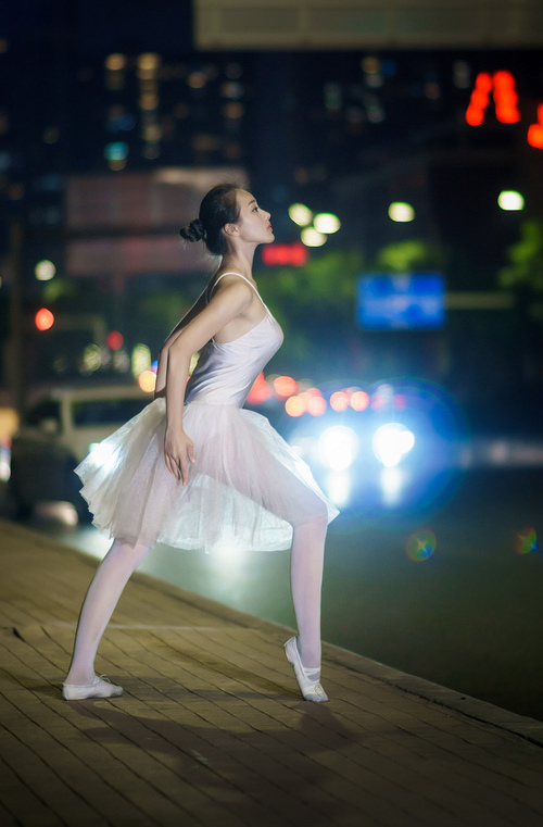 隆戈:从新西兰的希望到世界橄榄球的标志性人物