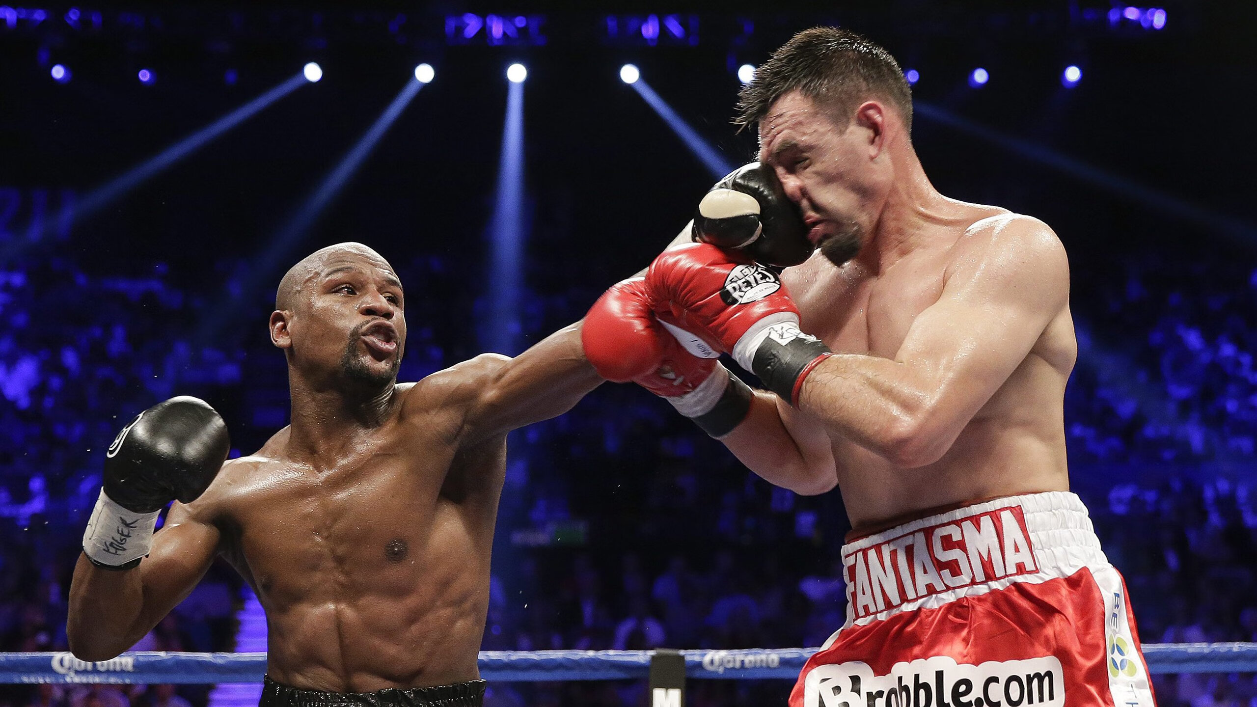 欧冠小组赛：国米1比0小胜布鲁日 门将奥纳纳再献神级单刀扑救